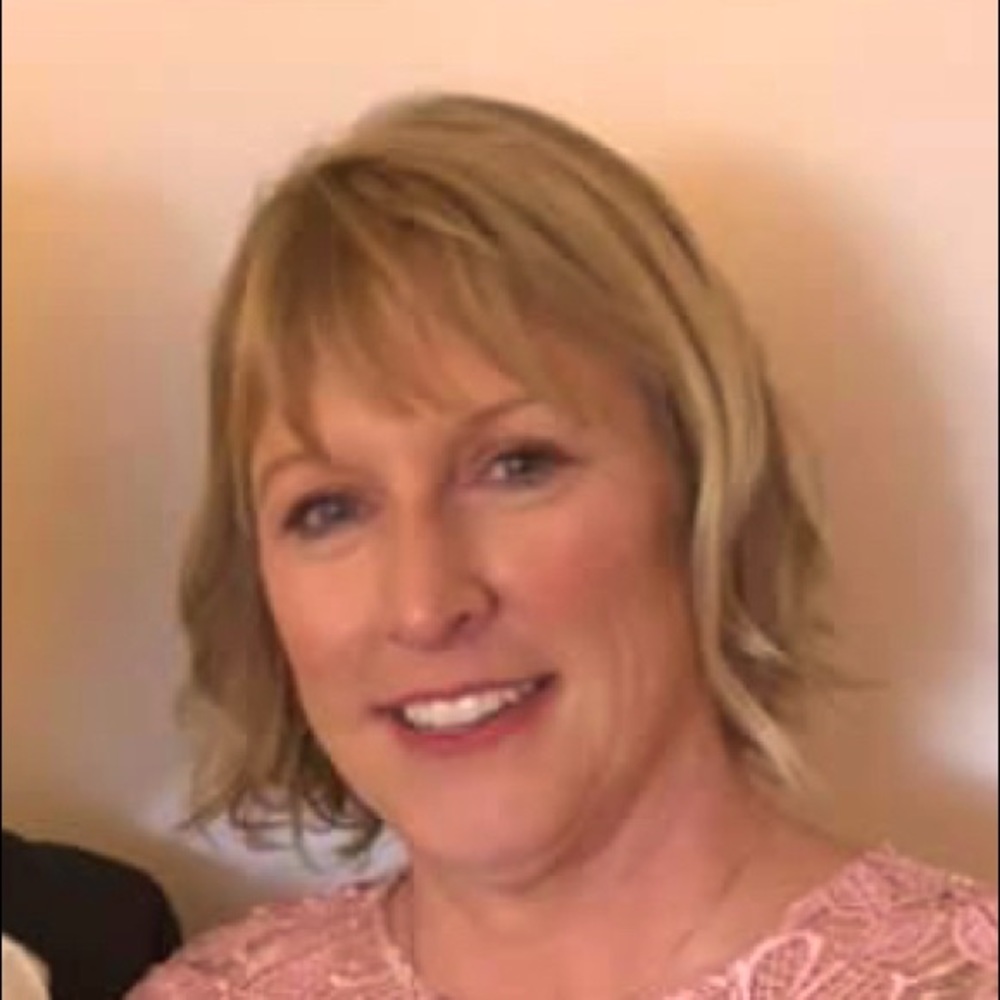 Meet your Posher, Holly